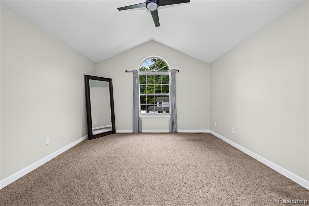 730 Leon Road, Walled Lake, MI 48390 — Photo 27