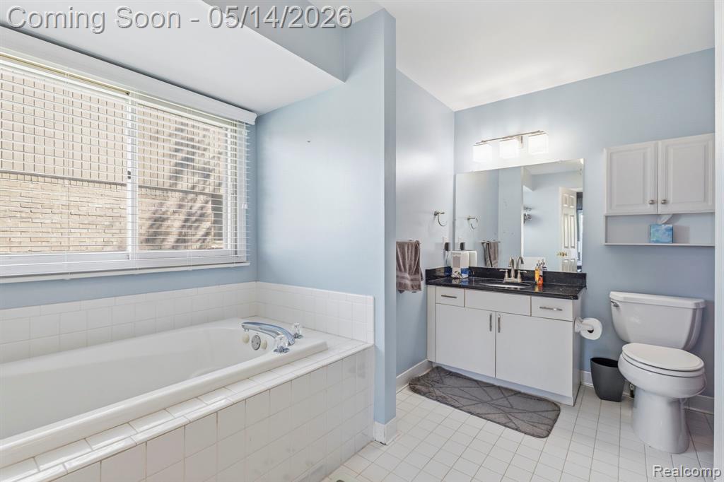 52425 Bryan Michael Drive, Macomb, MI 48042 — Photo 21