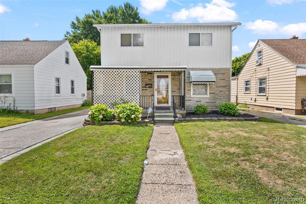 6826 Republic Avenue, Warren, MI 48091 — Photo 2