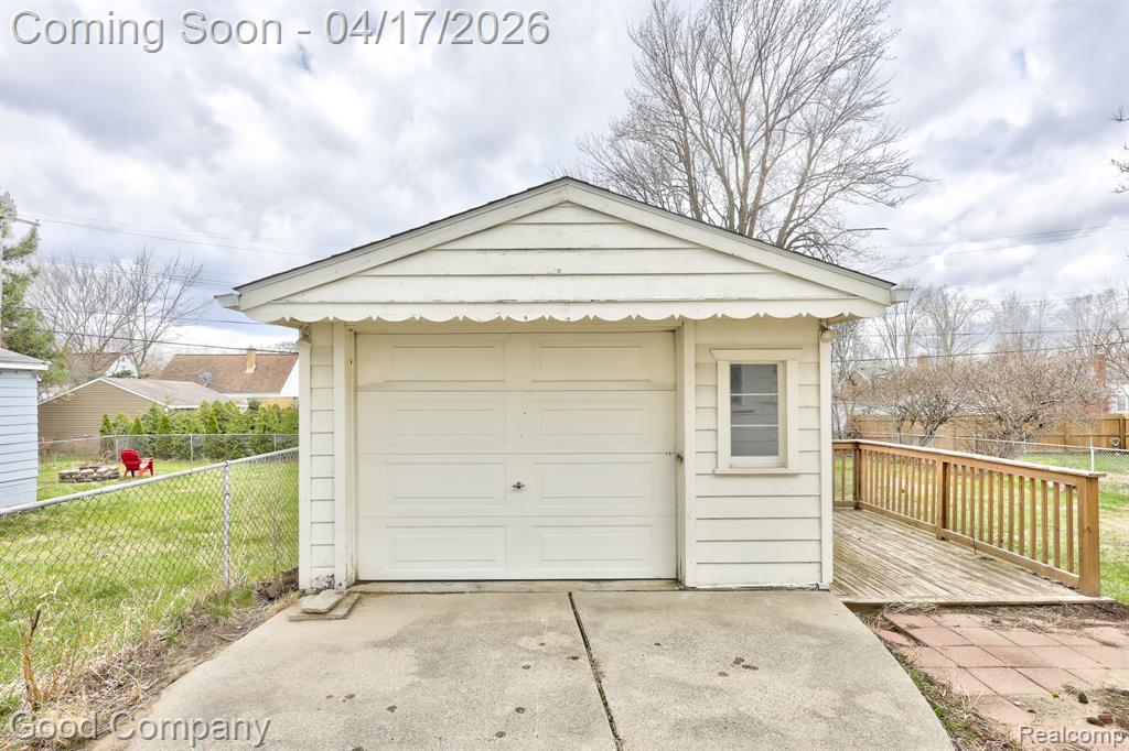 23211 Rensselaer Street, Oak Park, MI 48237 — Photo 31