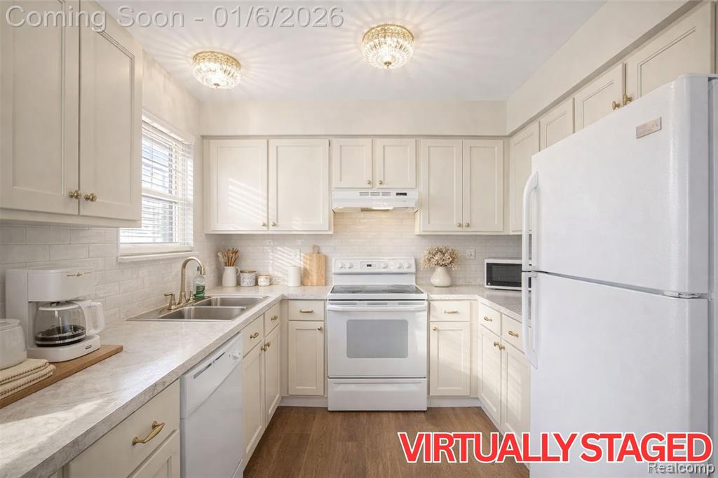 43529 Oakbrook Road, Canton, MI, 48187