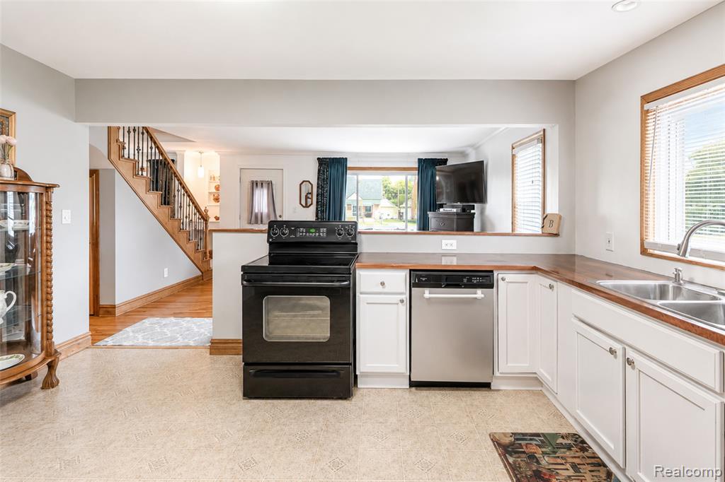 6041 Gilman Street, Garden City, MI — Photo 15