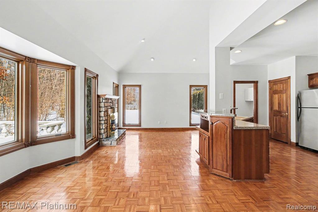5245 FLEMING ROAD, Fowlerville, MI 48836 — Photo 9