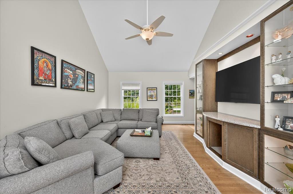 4815 Mill Creek Court, Rochester, MI 48306 — Photo 14