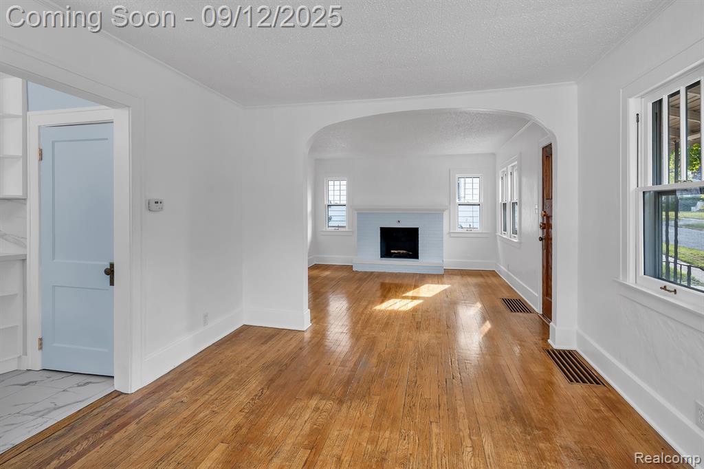 920 Belmont Avenue, Flint, MI 48503 — Photo 14