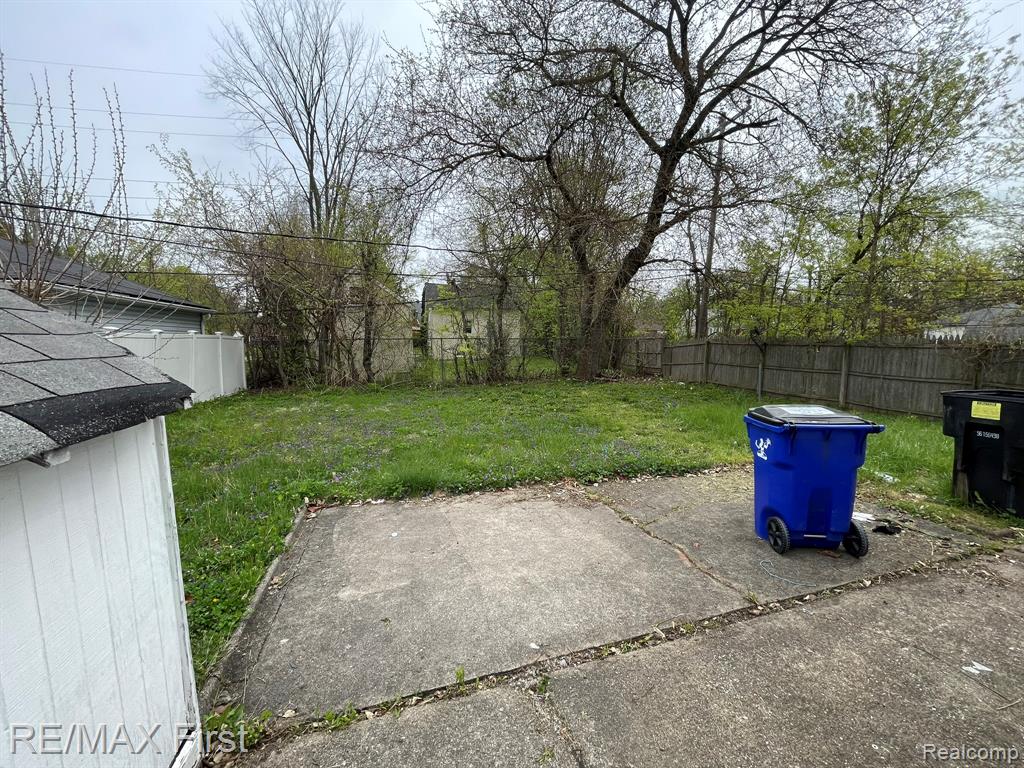 6184 Guilford Street, Detroit, MI 48224 — Photo 8
