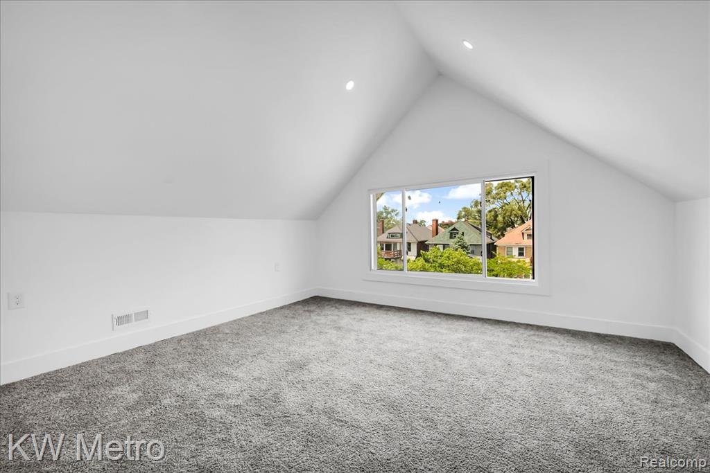 1685 Glynn Court, Detroit, MI 48206 — Photo 24
