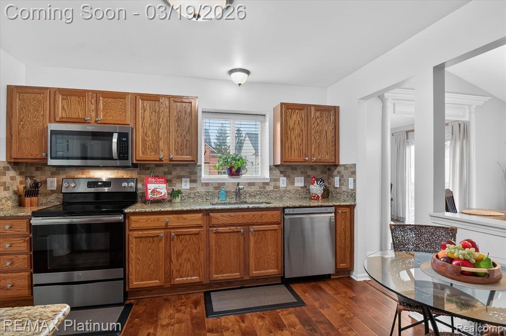 501 Snowfall Court, Howell, MI 48843 — Photo 14