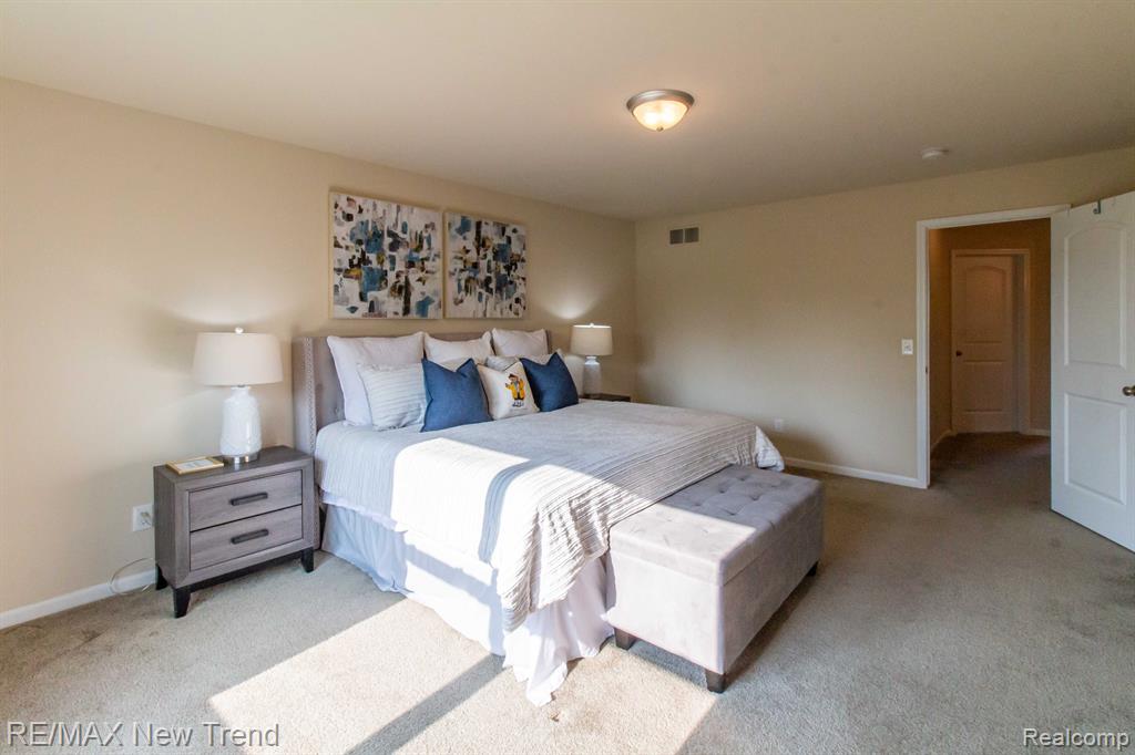 24485 ROSEMONT Drive, South Lyon, MI 48178 — Photo 22
