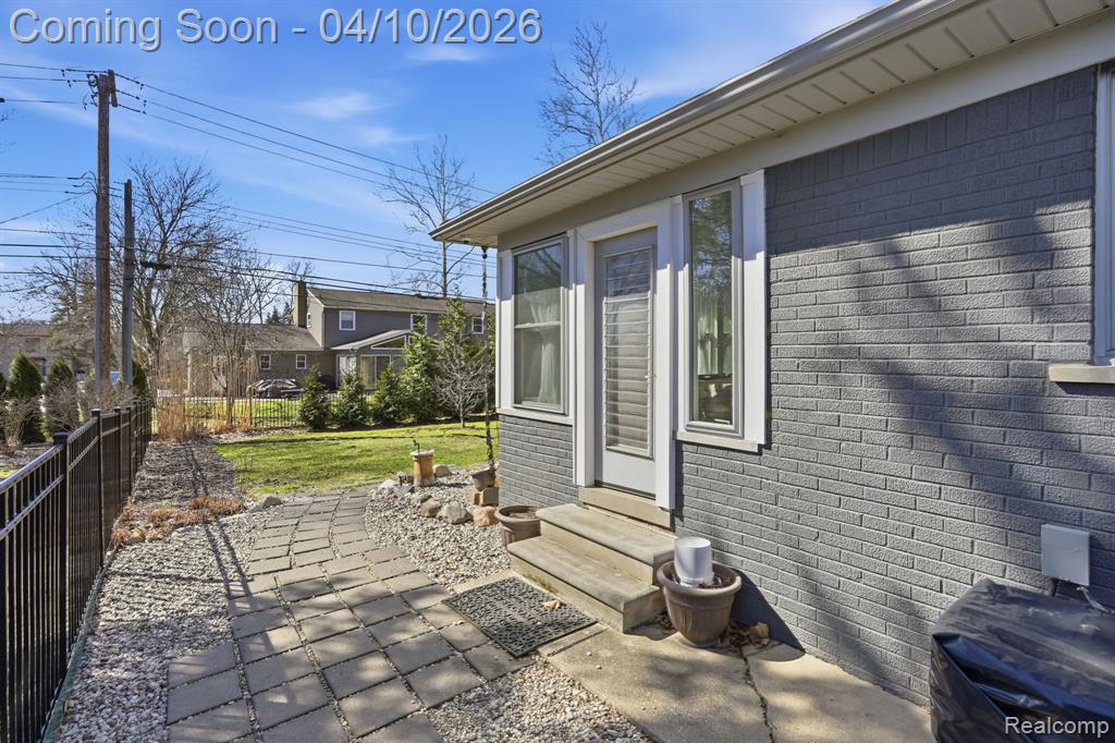 31700 Nixon Street, Beverly Hills, MI 48025 — Photo 53