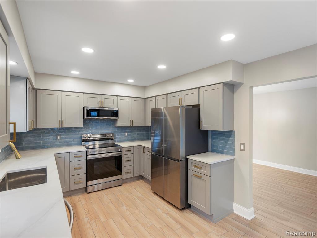 8460 FREDERICK Drive, Washington, MI — Photo 21