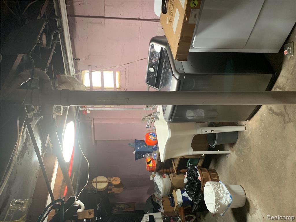 17520 Goddard Street, Detroit, MI 48212 — Photo 17