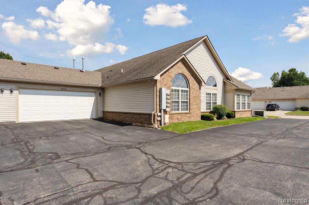 36062 ABBEY Drive, Westland, MI — Photo 31
