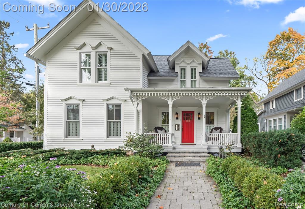 552 W Dunlap St, Northville, MI 48167 — front exterior