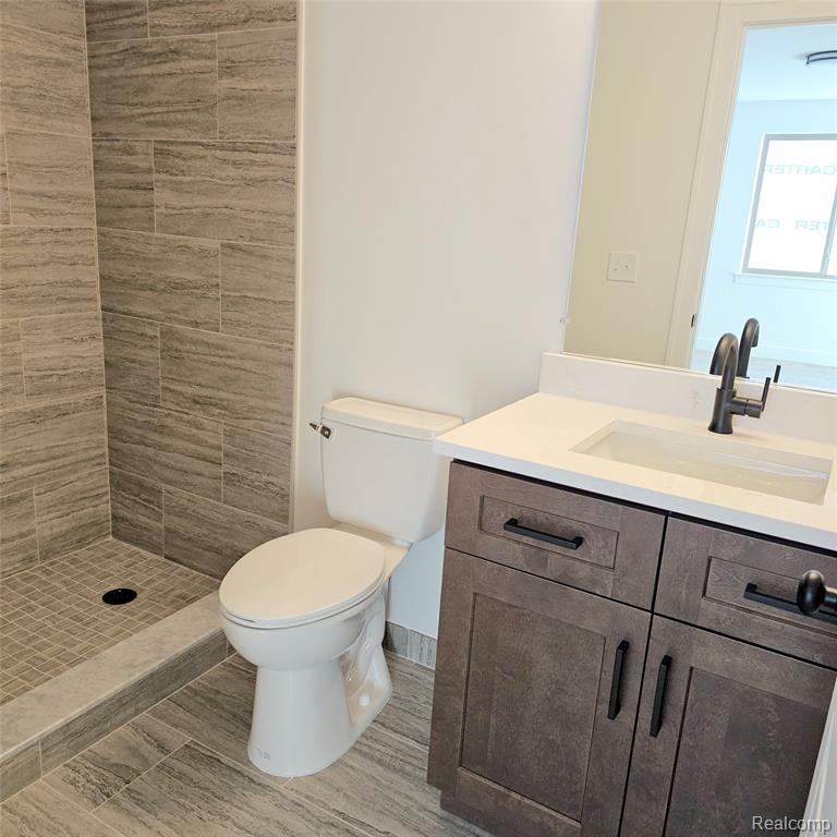 7368 Brys Drive, Shelby, MI 48316 — Photo 17