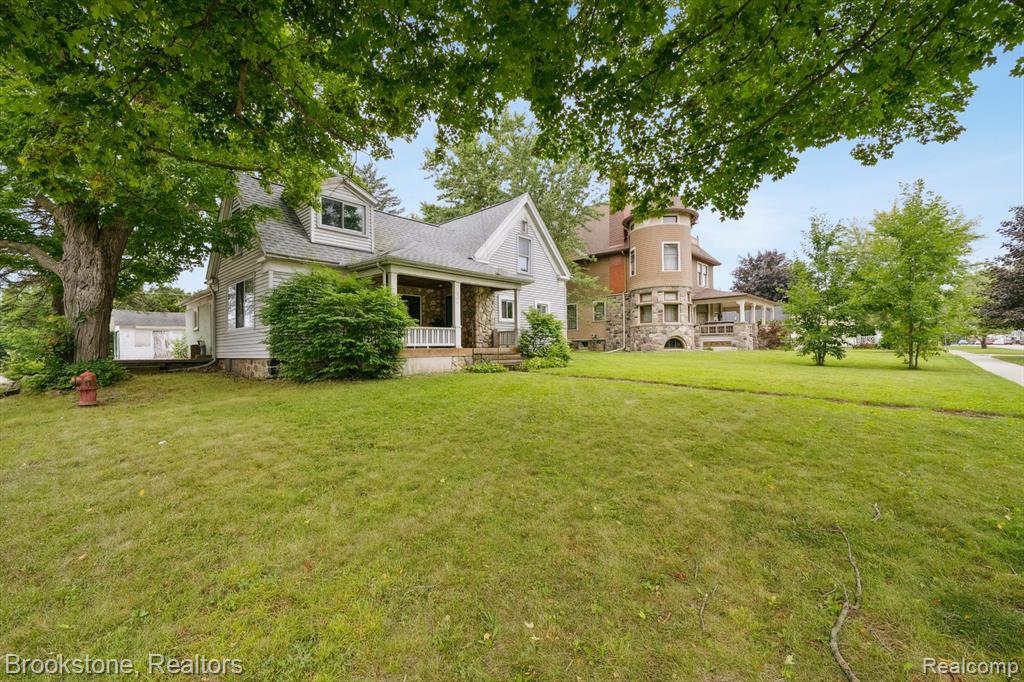 326 S Main Street, Almont, MI 48003 — Photo 2