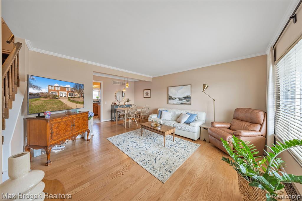 4822 MANSFIELD Avenue, Royal Oak, MI 48073 — Photo 3