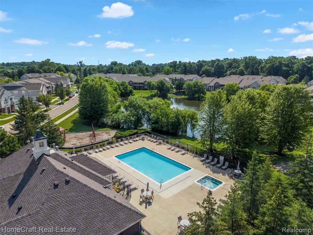 16880 DOVER Drive, 120, Northville, MI 48168 — Photo 28
