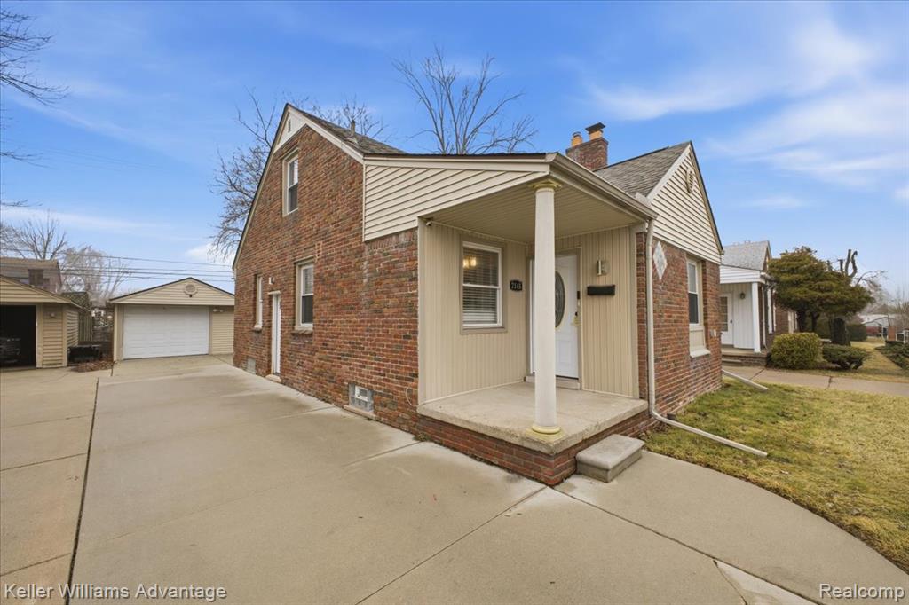 2145 Vernier Road, Grosse Pointe Woods, MI 48236 — front exterior