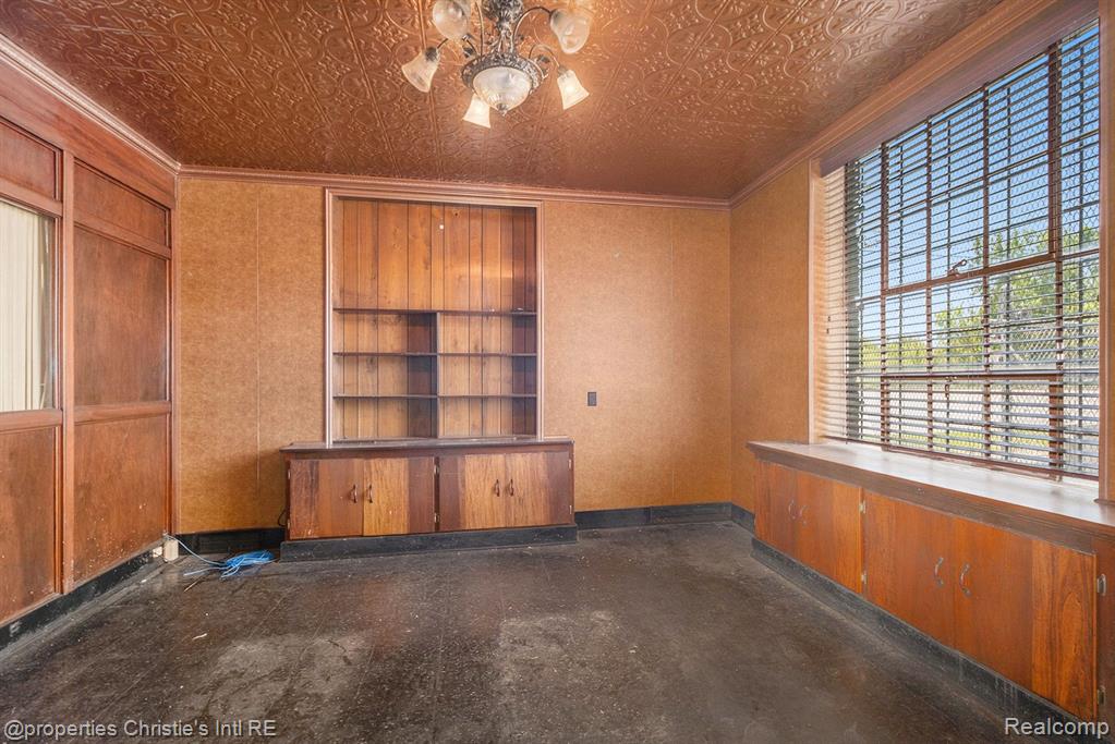 2731 JEROME Street - Photo 5