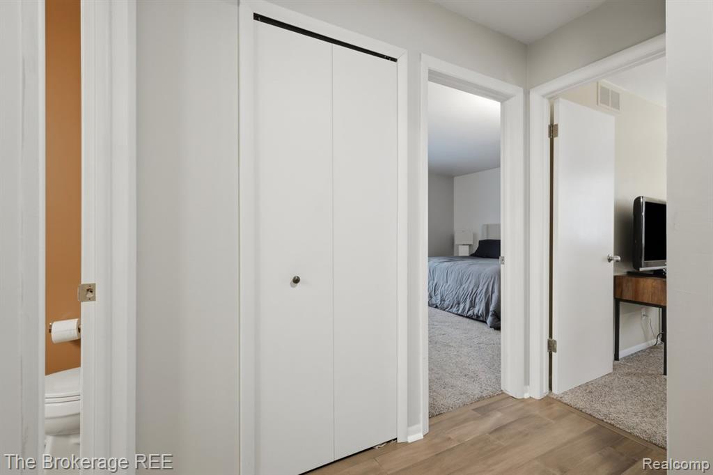 6060 Hearthside Place, Grand Blanc, MI 48439 — Photo 32