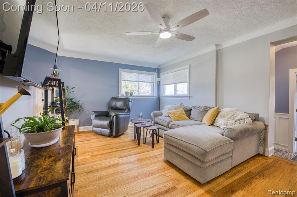 8416 Hugh Street, Westland, MI — Photo 9