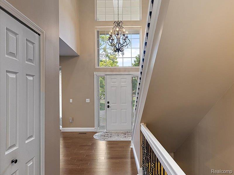 4884 Georgetown Drive, Rochester, MI 48306 — Photo 37