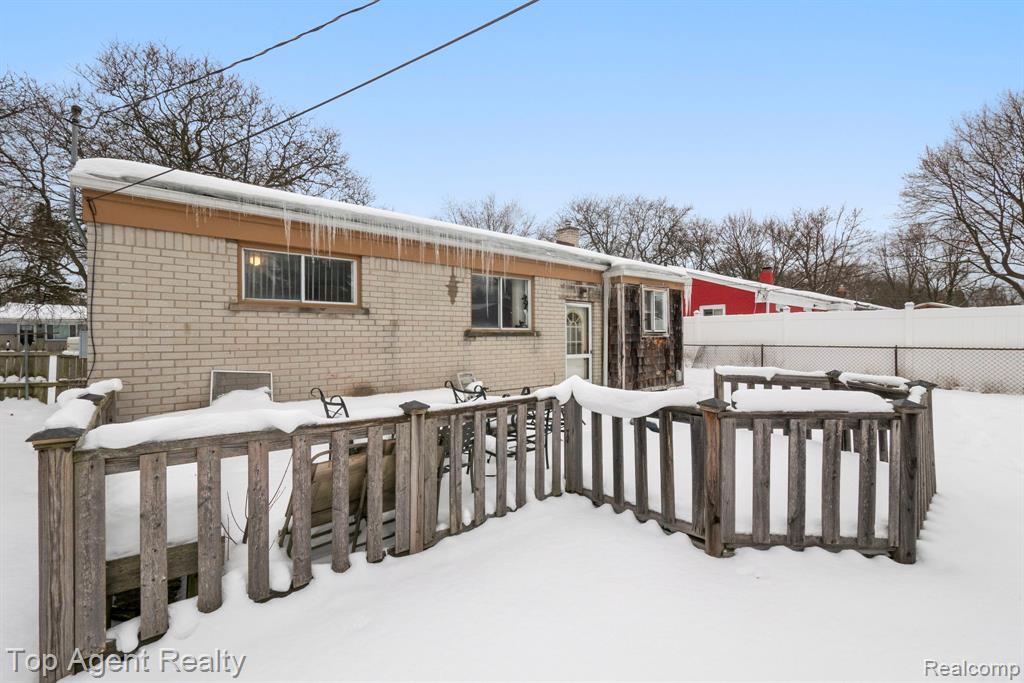 520 Linda Vista Drive, Pontiac, MI 48342 — Photo 32