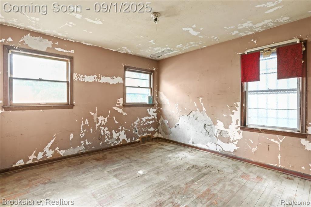 6547 Warwick Street, Detroit, MI 48228 — Photo 11