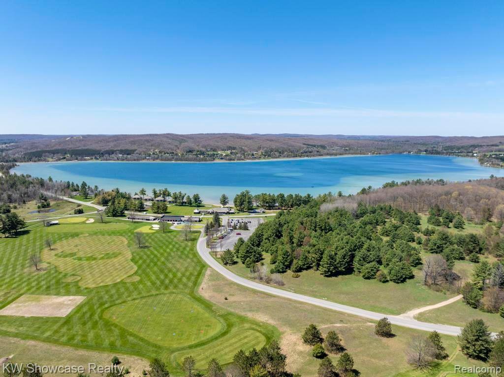 988 RIDGELINE Drive, Boyne City, MI 49712 — Photo 5