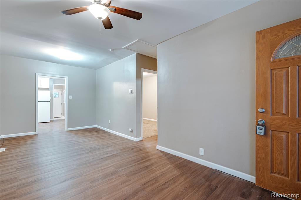 15477 WINSTON, Redford, MI 48239 — Photo 11