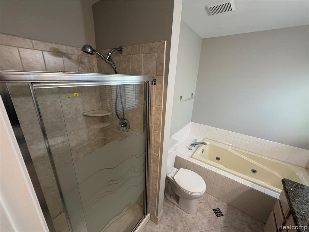 39588 Squire, Novi, MI — Photo 16