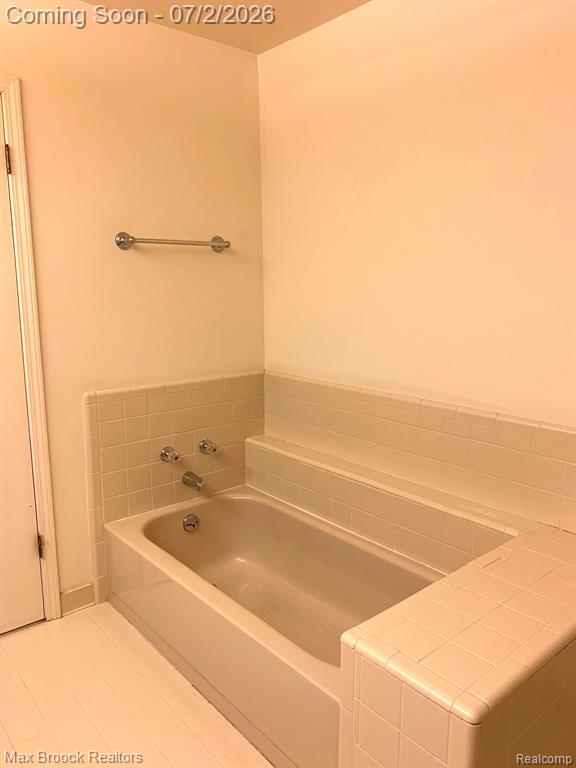 6798 CHIMNEY SWEEP, West Bloomfield, MI — Photo 15
