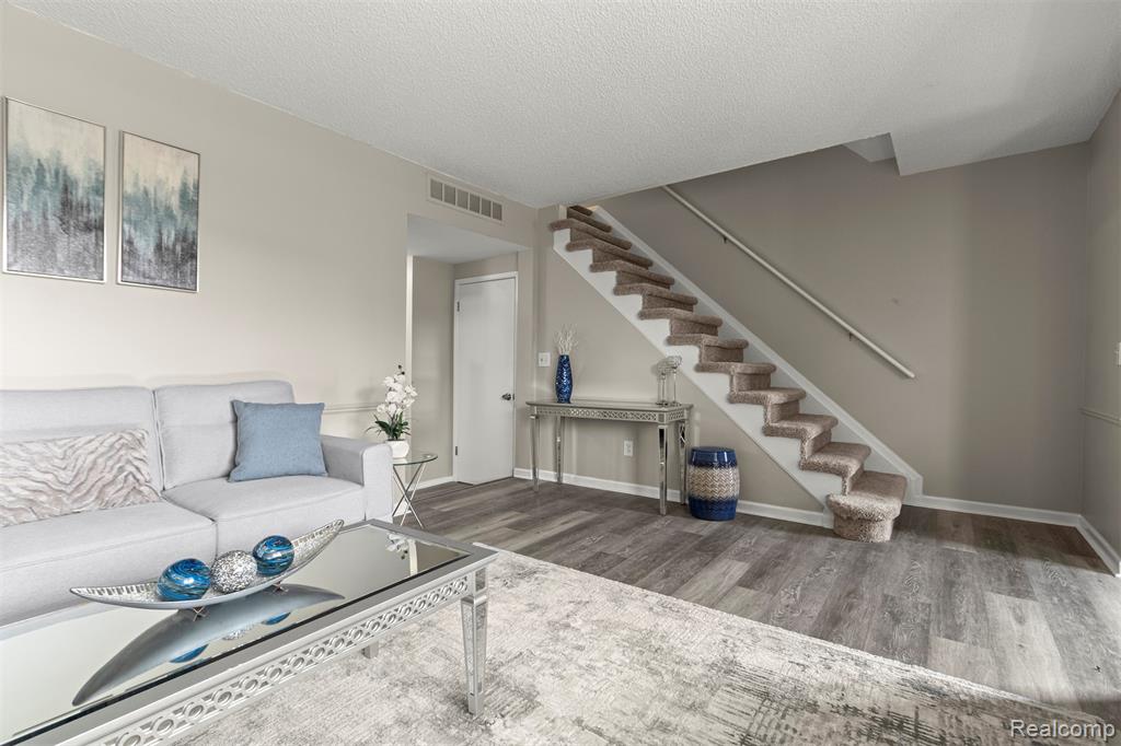19767 Hayes Court, Northville, MI 48167 — Photo 15