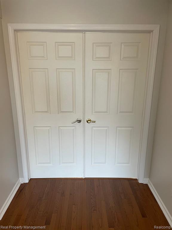 42843 RICHMOND Drive, Sterling Heights, MI 48313 — Photo 13
