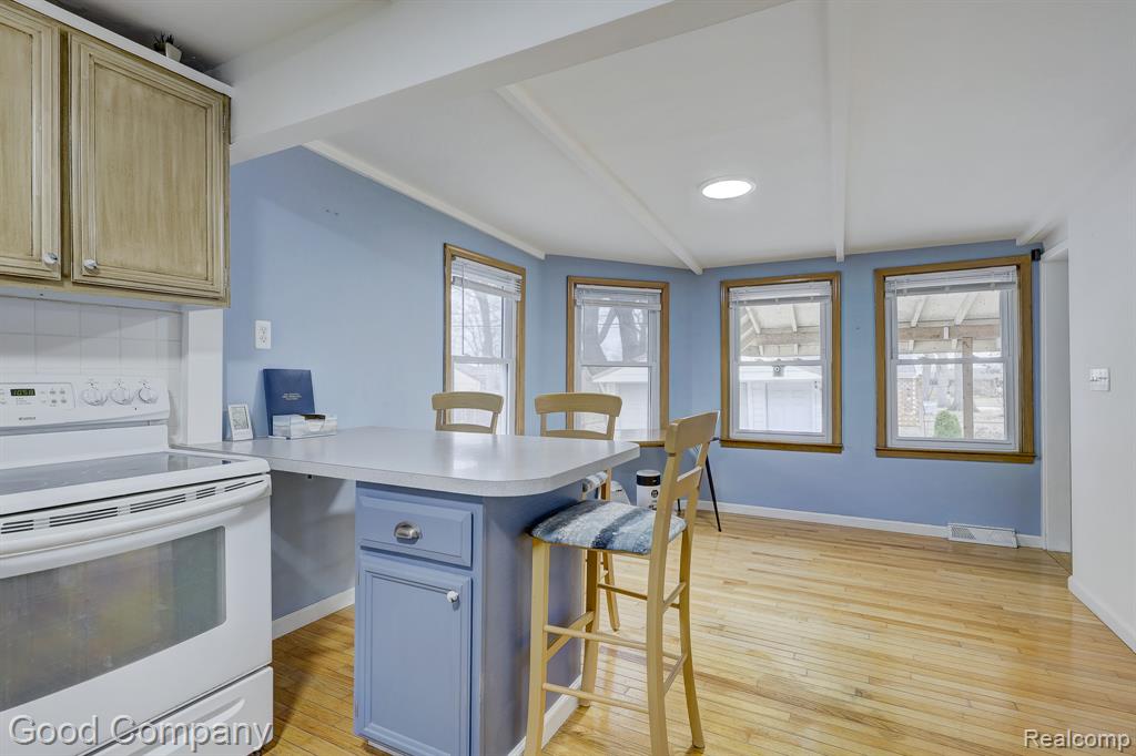 29329 Tawas Street, Madison Heights, MI 48071 — Photo 13