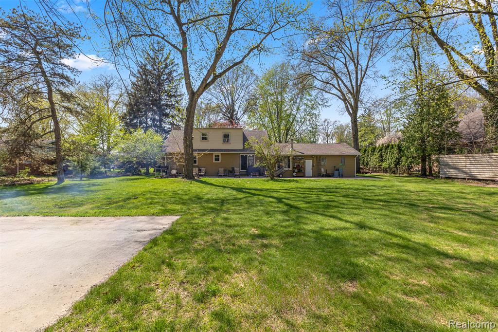 214 N Evangeline Street, Dearborn Heights, MI 48127 — Photo 15