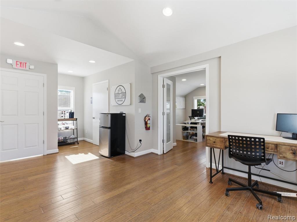 928 E 11 Mile Road, Royal Oak, MI 48067 — Photo 34
