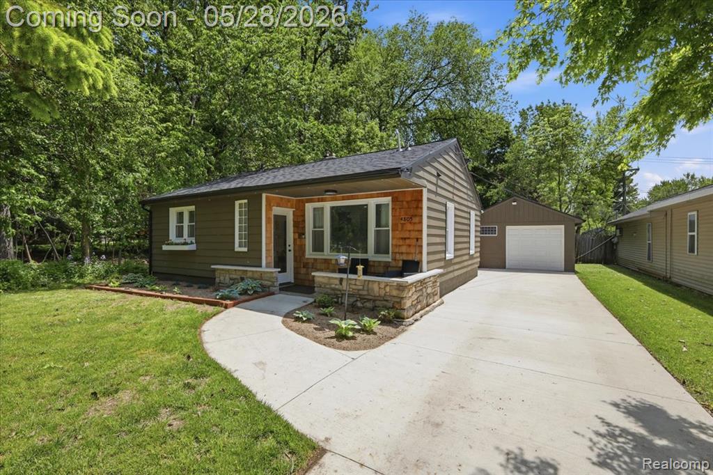4805 Fenmore Avenue, Waterford, MI 48328 — Photo 2
