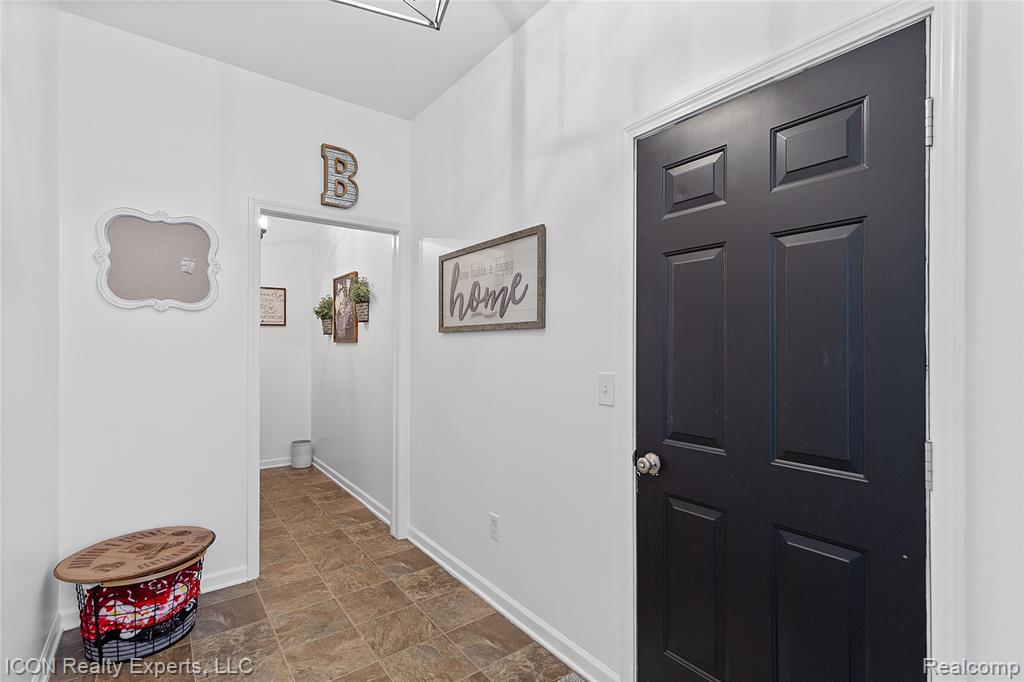52527 Stafford Drive, Macomb, MI 48042 — Photo 15