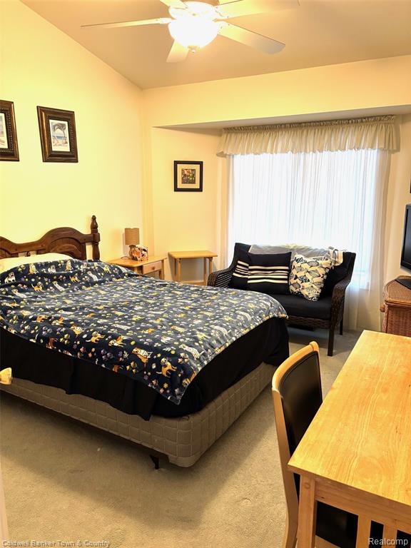 6320 Squire Lake Drive, Flushing, MI 48433 — Photo 17