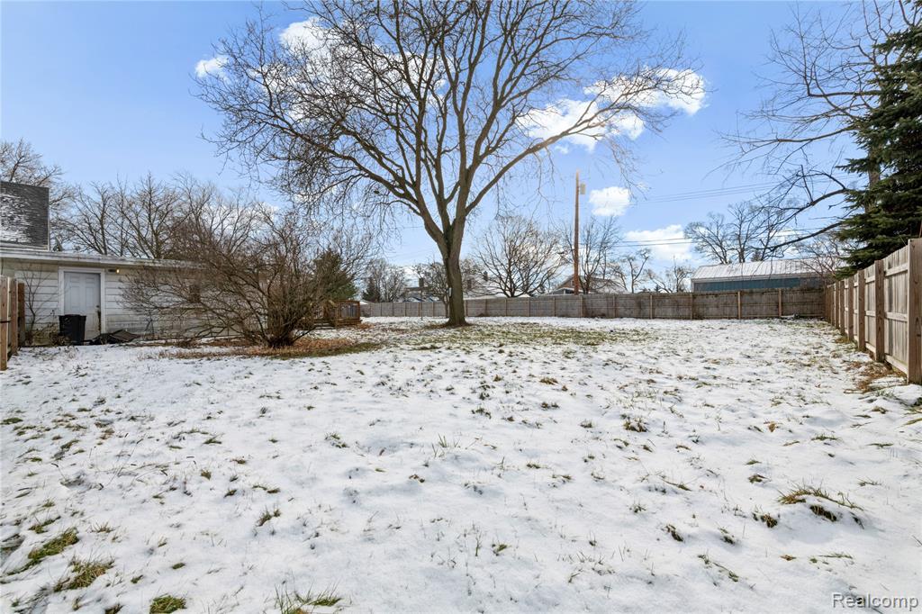 4841 Kempf Street, Waterford, MI 48329 — Photo 22