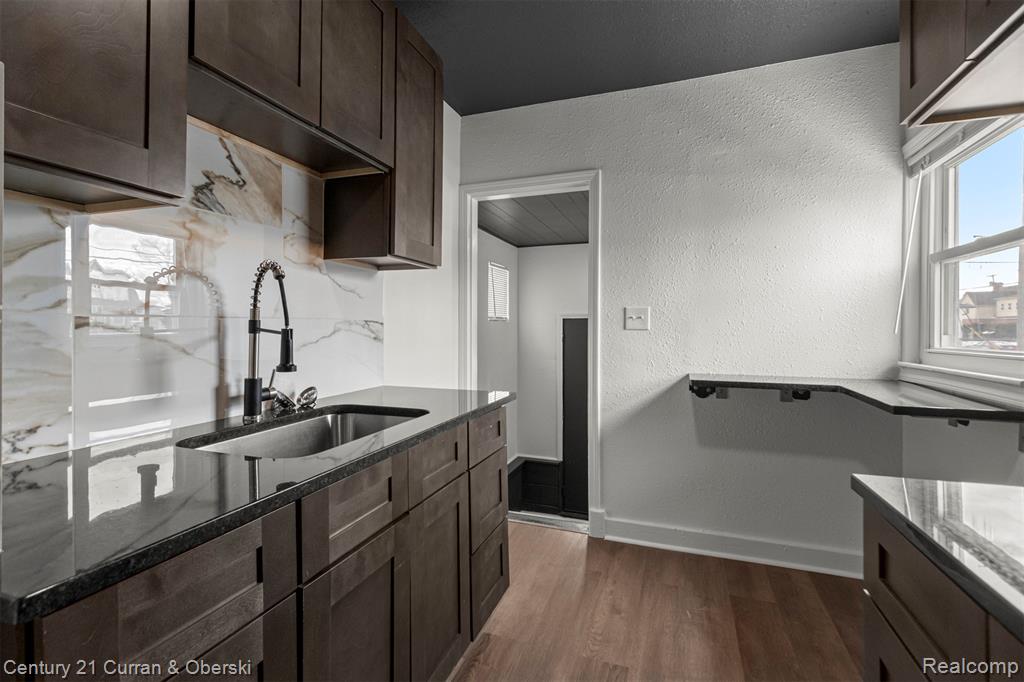 53 W Charlotte Street, Ecorse, MI 48229 — Photo 11