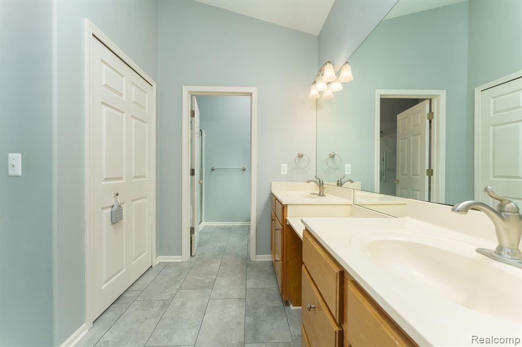 11660 BELL OAK Road, Webberville, MI 48892 — Photo 24