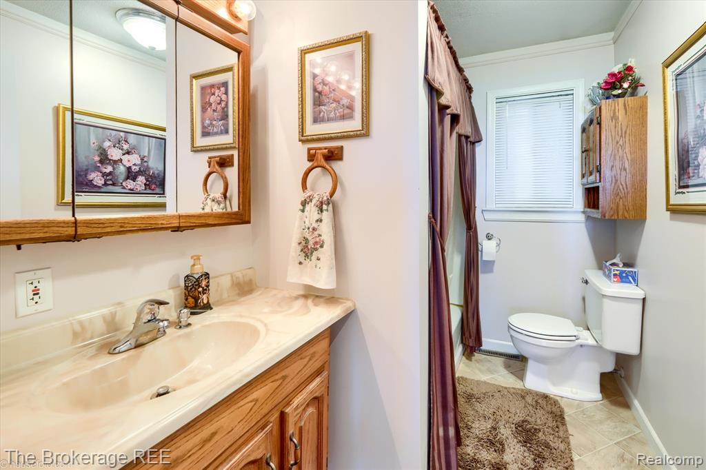 9050 E Bristol Road, Davison, MI 48423 — Photo 54