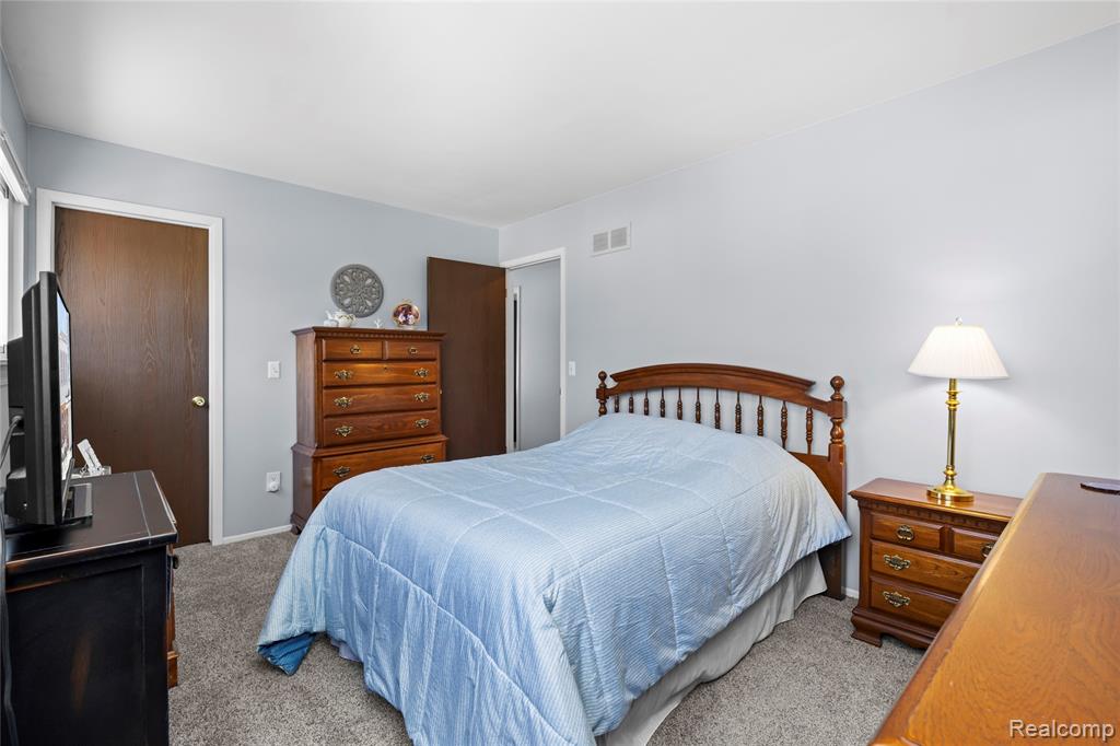 1999 Windingway Drive, Wixom, MI 48393 — Photo 14
