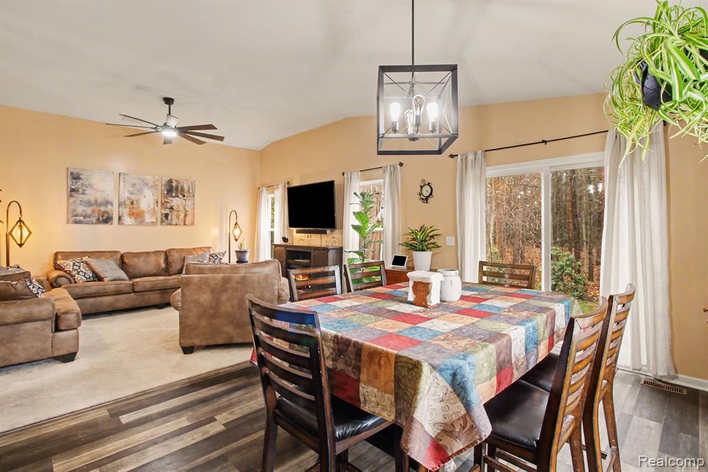 2661 Signature Circle, Pinckney, MI 48169 — Photo 15