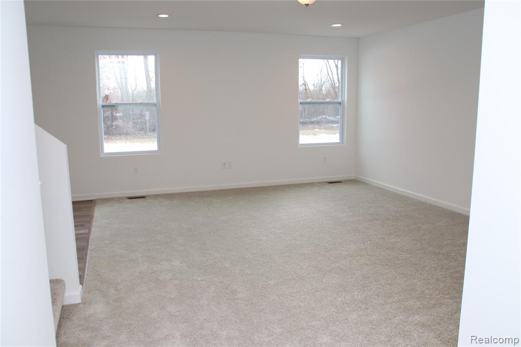 6007 Huron River Lane, Ypsilanti, MI 48197 — Photo 5