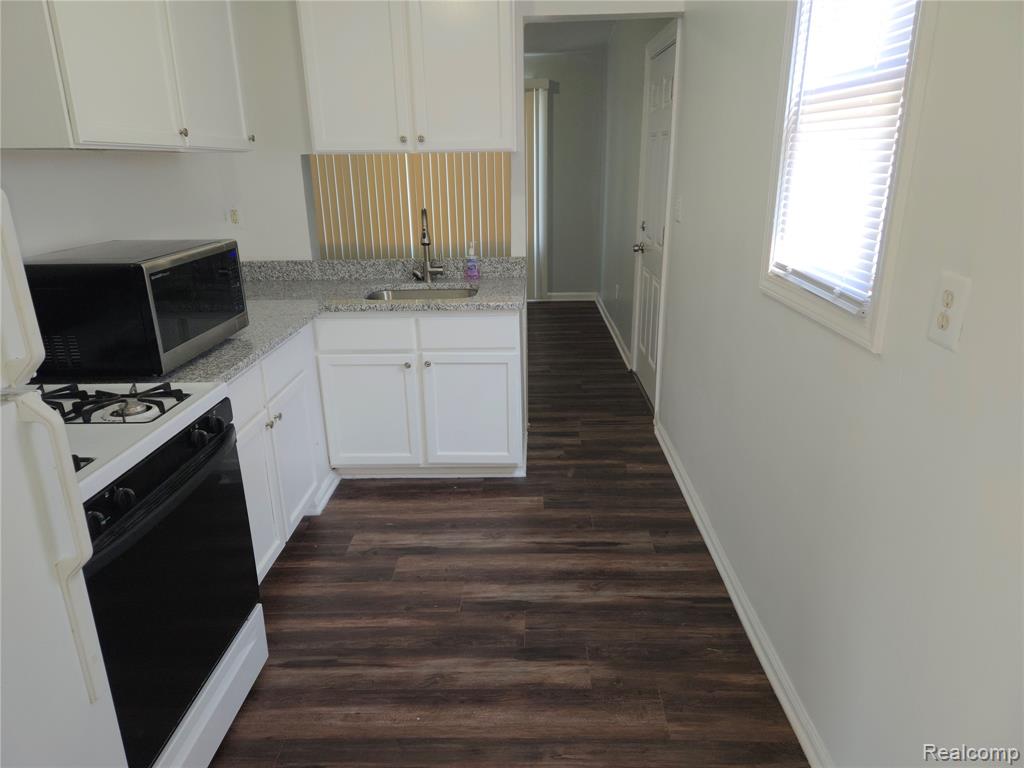 6589 Ziegler Street, Taylor, MI 48180 — Photo 11