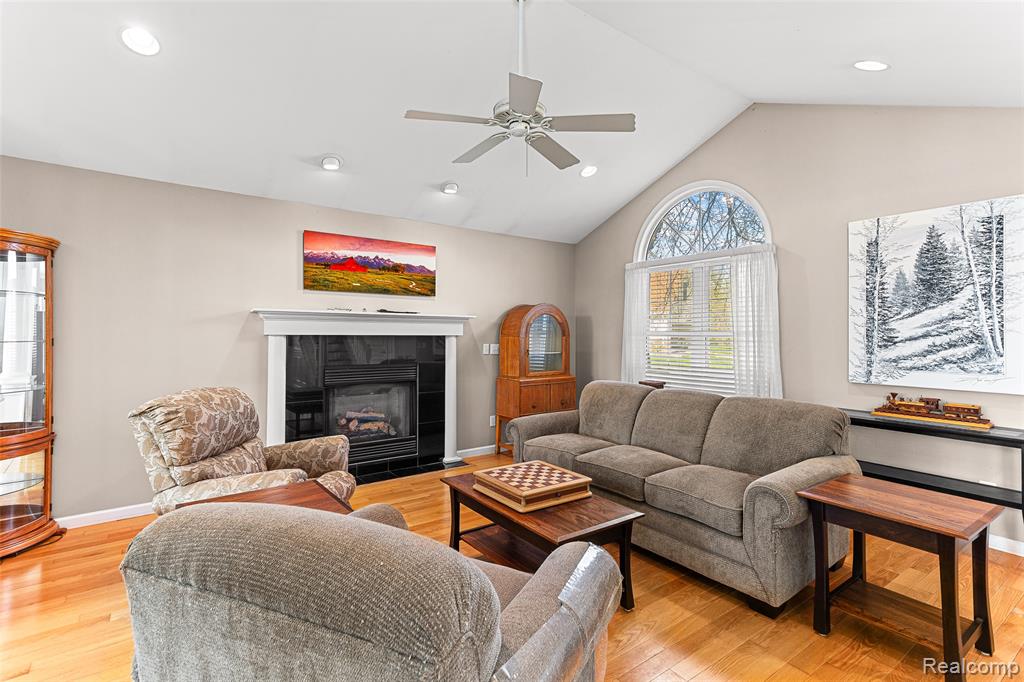 882 Fedora Drive, Tecumseh, MI 49286 — Photo 4